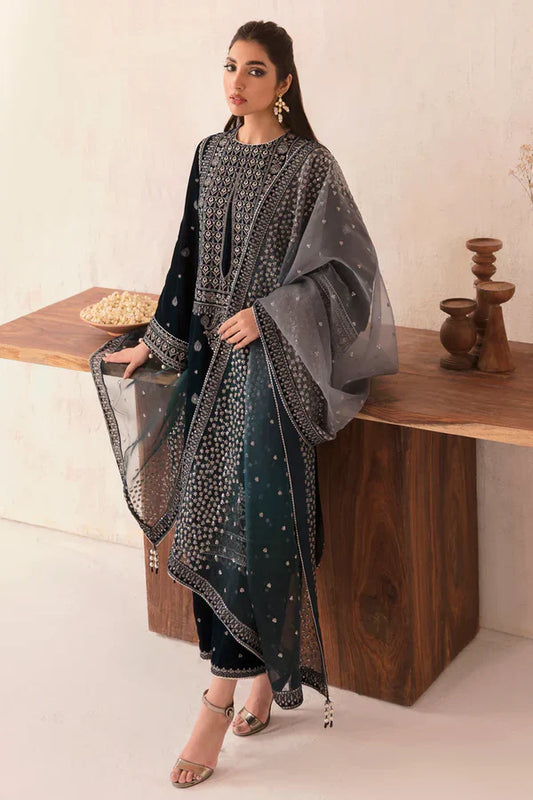 962-3PC Velvet Embroidered Dress With Embroidered Organza Dupatta