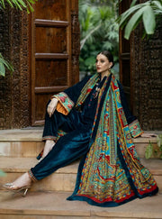 Soraya Velvet 3 Piece D-2011