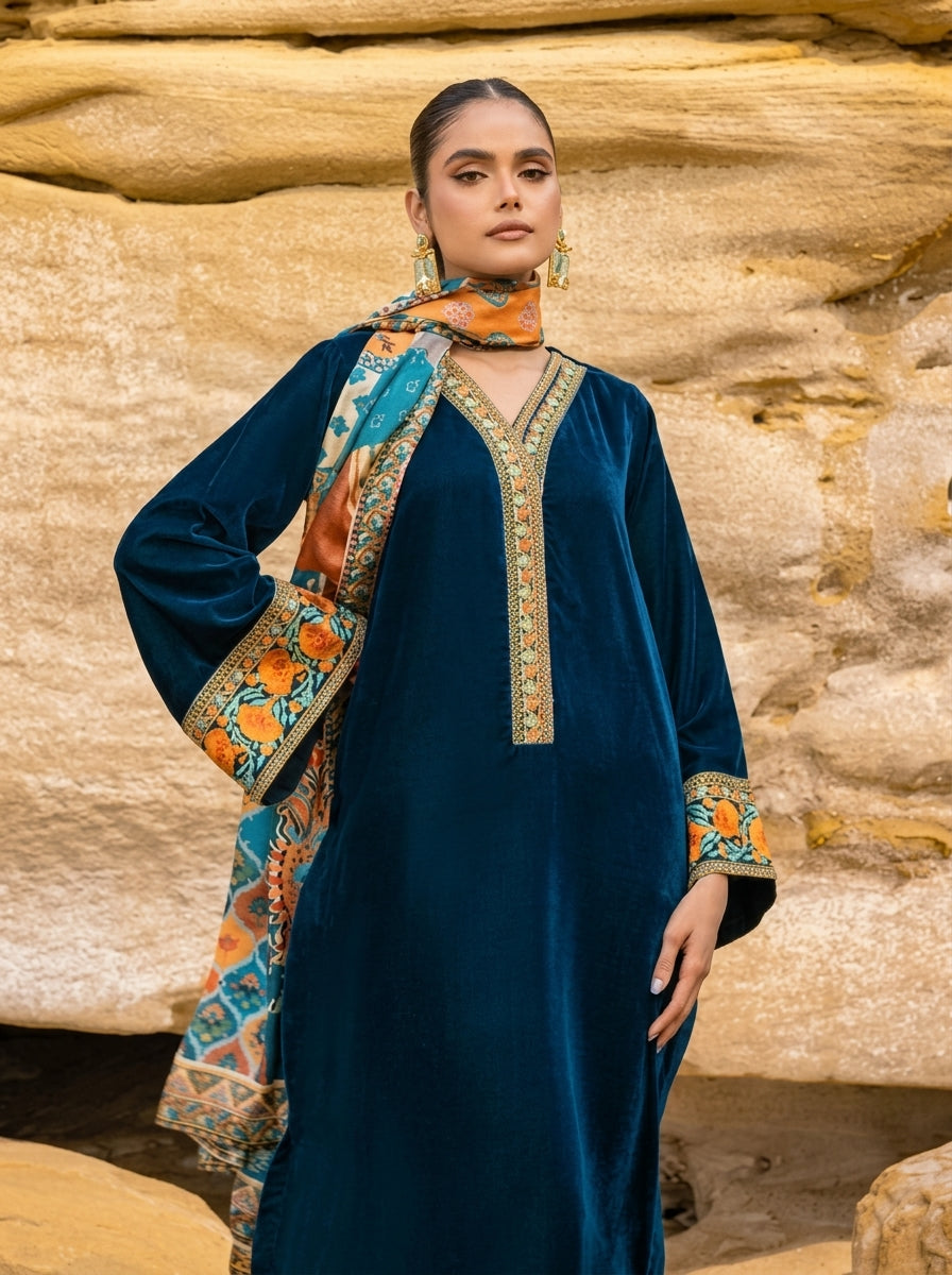 Laleh Velvet 3 Piece D-2009