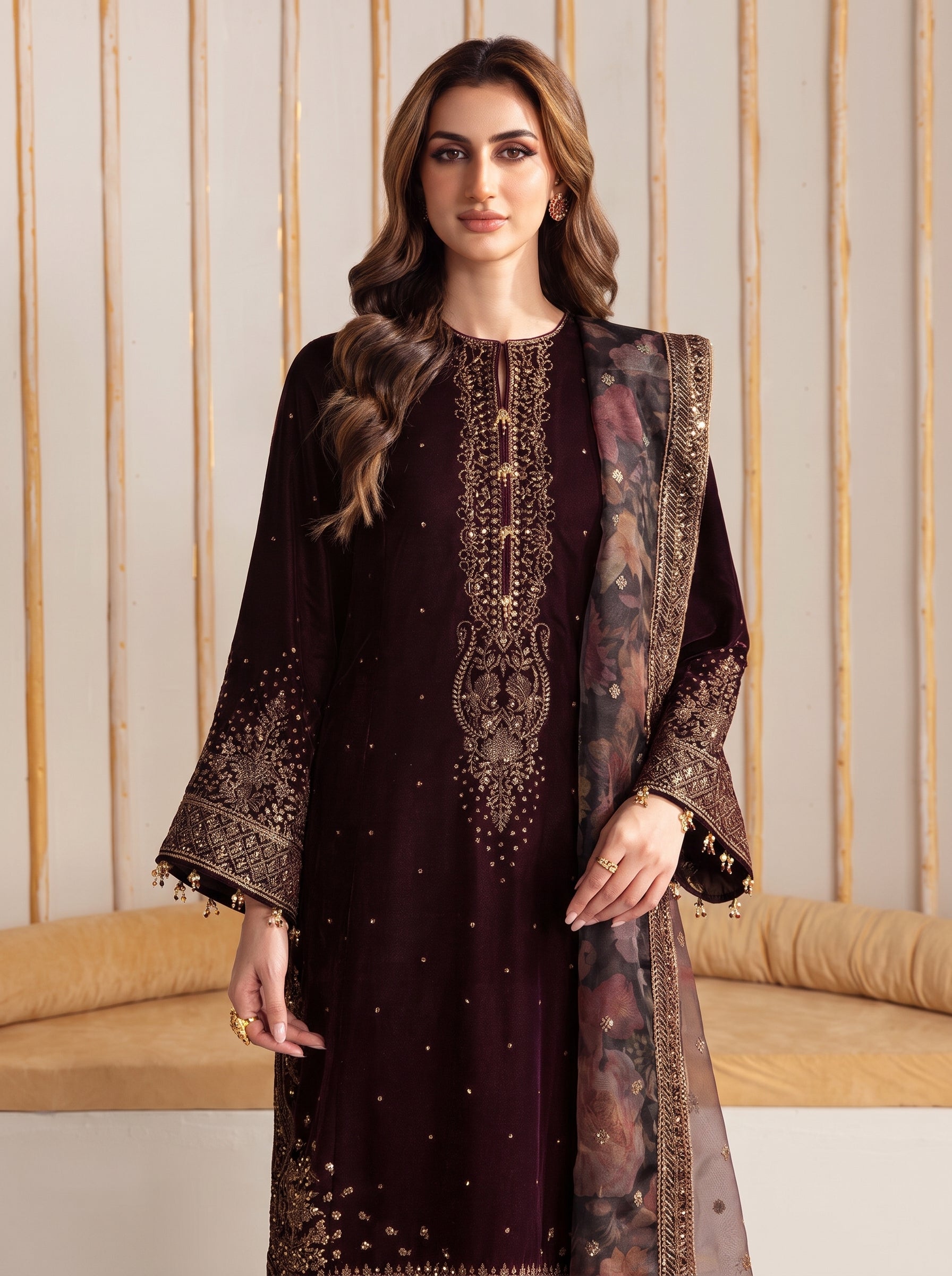 Zarnigar Velvet 3 Piece D-2001