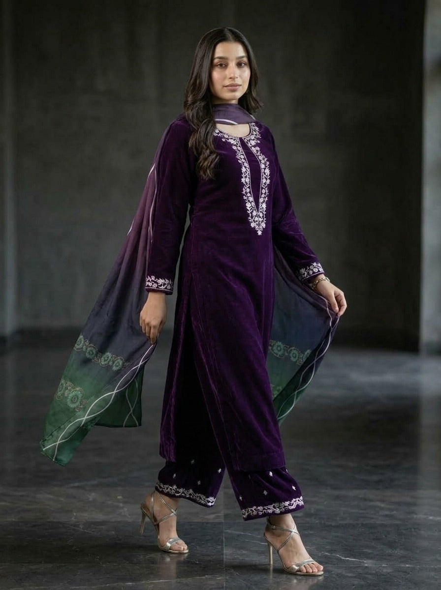 Nazneen Velvet 3 Piece D-2003