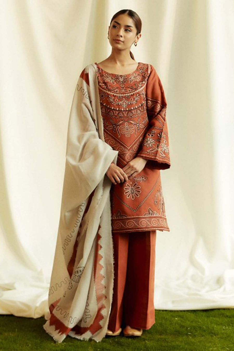 Dhanak 3-Piece Embroidered Dress D-GD 9104